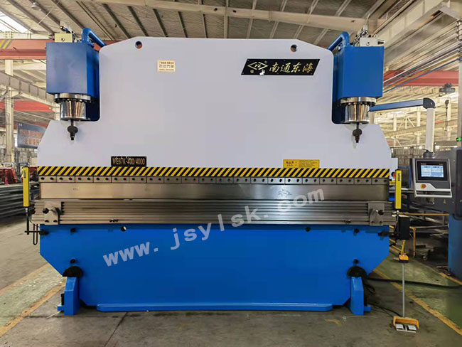 WE67K系列數(shù)控折彎機(jī)