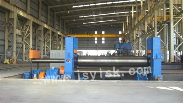 中小型上輥萬能式卷板機(jī)