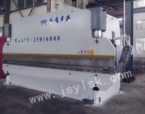 WE67Y-250/6000液壓折彎?rùn)C(jī)