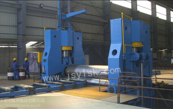 大型上輥萬能式卷板機(jī)