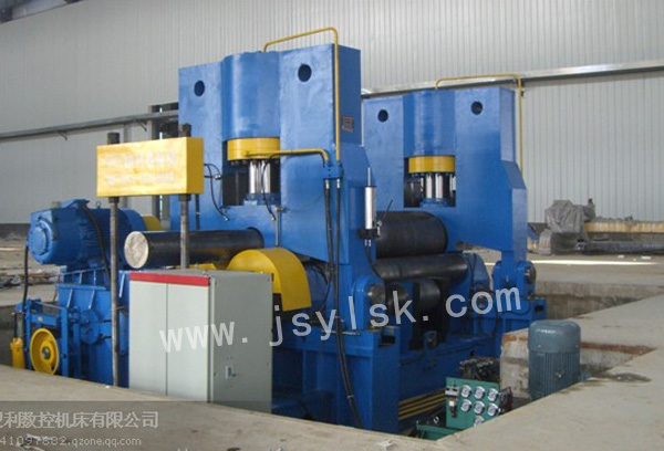 大型上輥萬能式卷板機(jī)