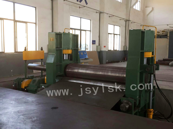 中小型上輥萬能式卷板機(jī)