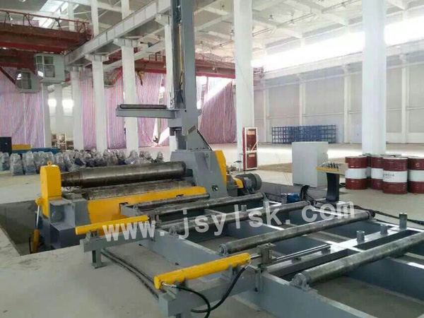 四輥卷板機(jī)