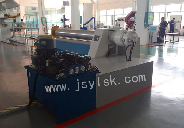 四輥卷板機(jī)