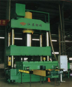 YL32-500C四柱液壓機(jī)