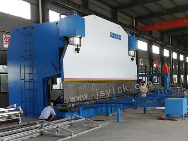 WE67K-1600/8000大型折彎機