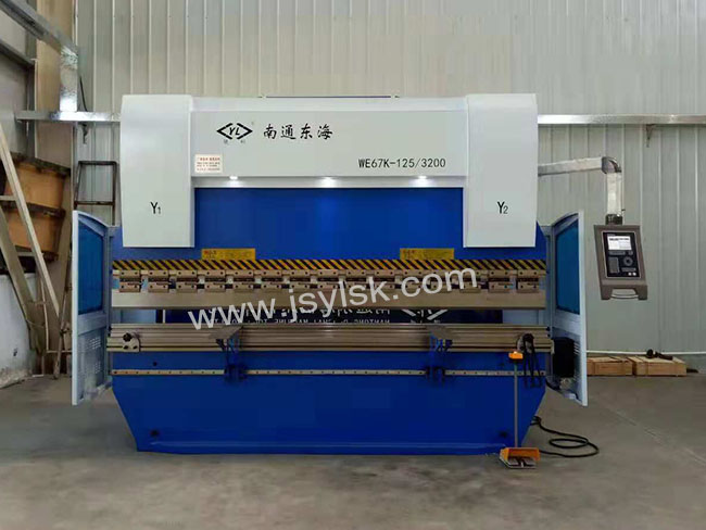 WE67K-125/3200數(shù)控折彎?rùn)C(jī)